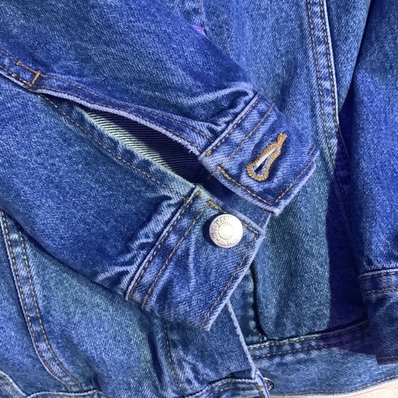 Old navy jean jacket - Picture 2 of 3